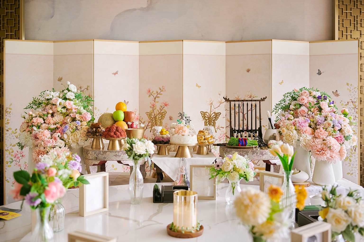 감성을 연출하고 순간을 디자인합니다